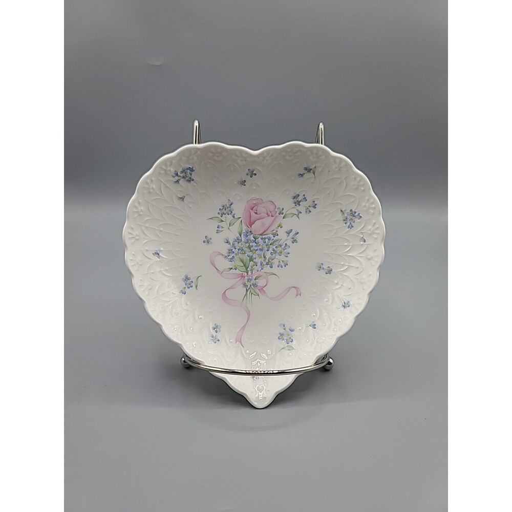 Always and Forever Mikasa Japan Heart Shape Trinket Dish Tray Valentine